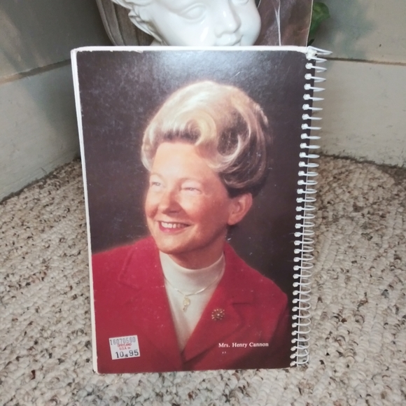 3/$18 Vintage 1984 Minnie Pearl Cooks Fifth Edition Cookbook - Picture 8 of 12